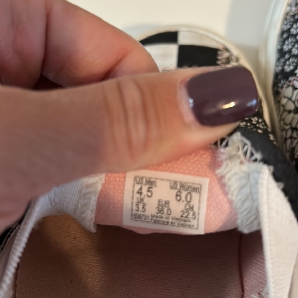 💕🖤VANS SLIDE ON WOMAN SIZE 6 - Picture 8 of 10